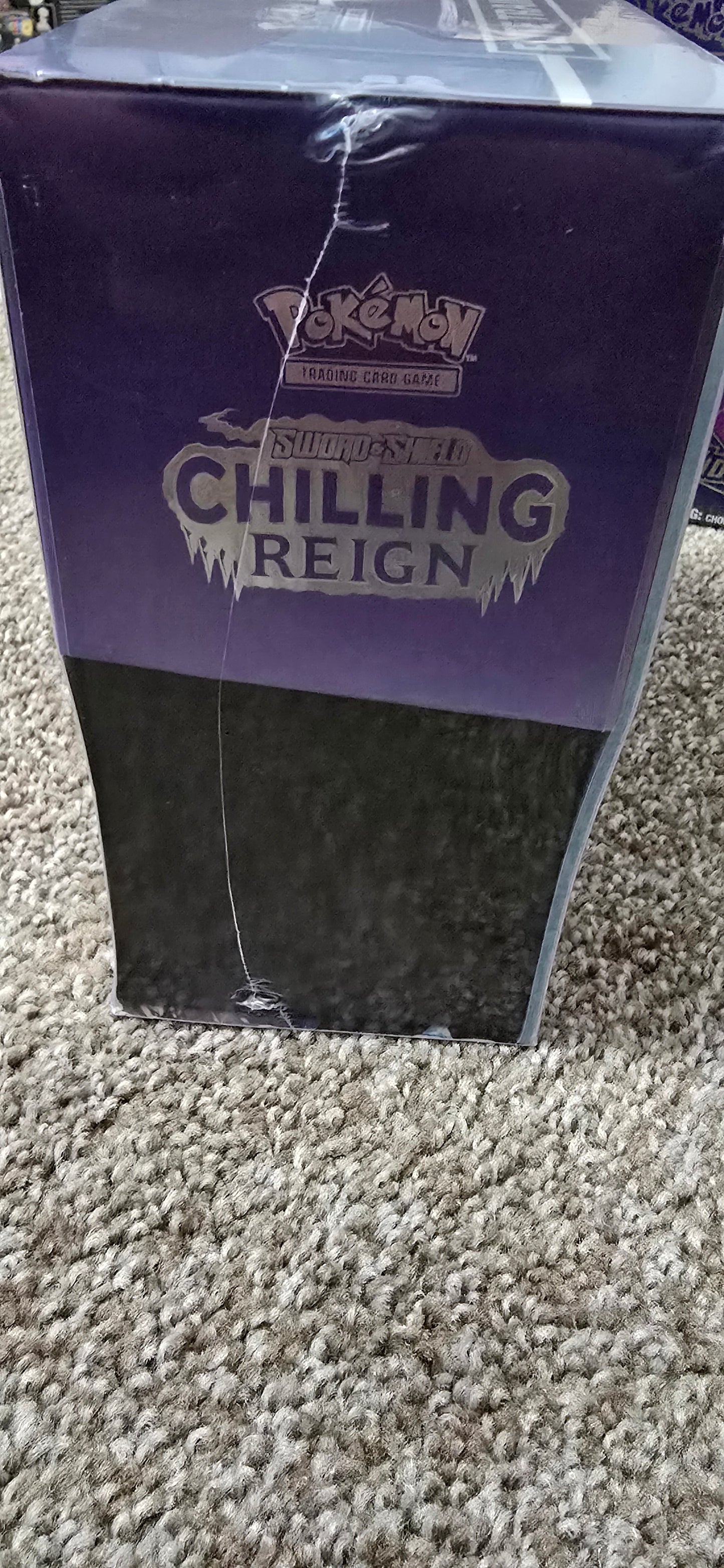 Pokemon Chilling Reign Elite Trainer Box [Shadow Rider Calyrex] - SWSH06: